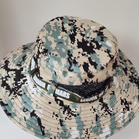NWOT Legion of Mars Camouflage Bucket Hat with Chin Strap, size 22.5" - Picture 5 of 12